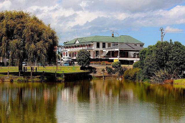 The Kentish Hotel Waiuku Exteriör bild